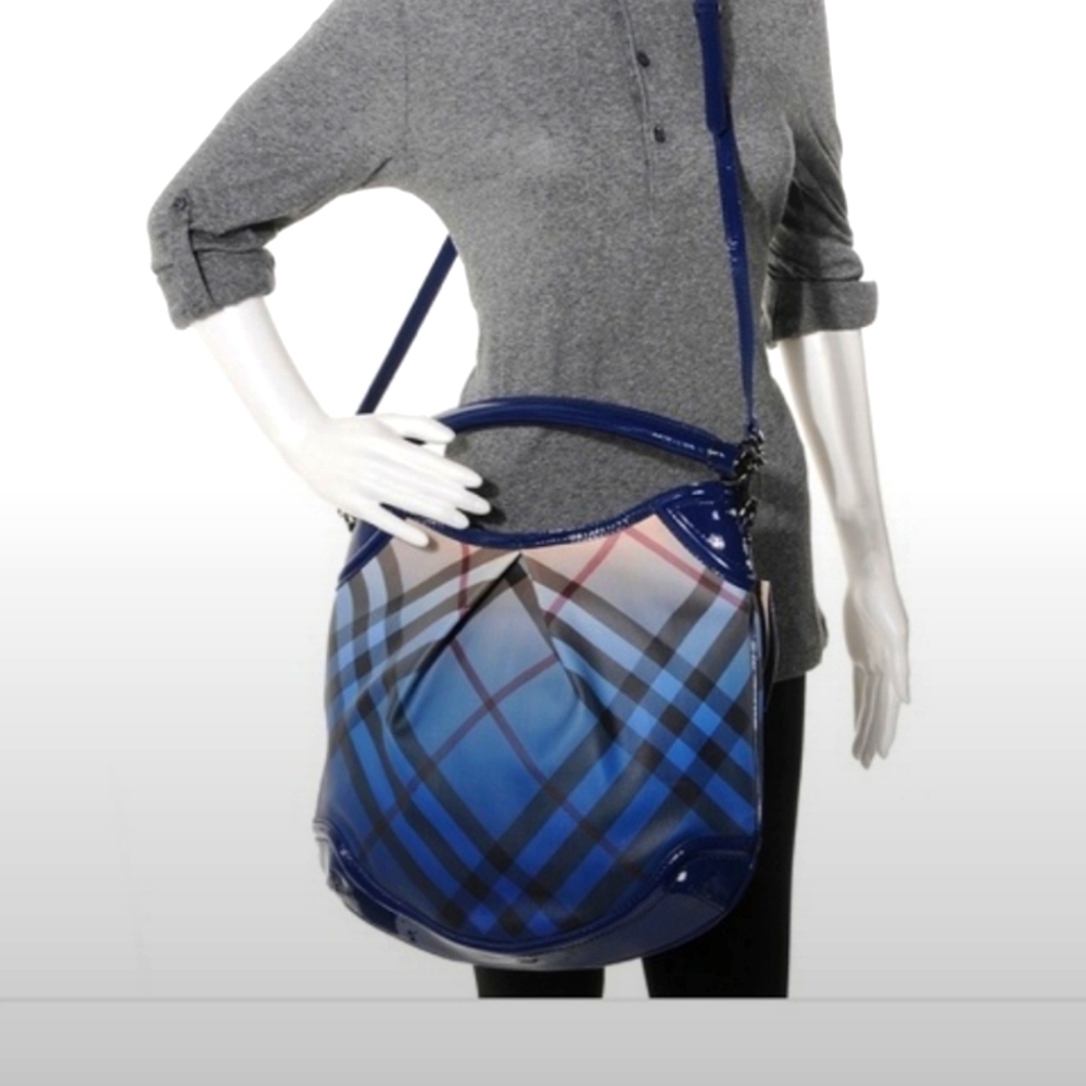 Burberry Nova Pop Degrade Medium Craigwell Hobo Jet Blue